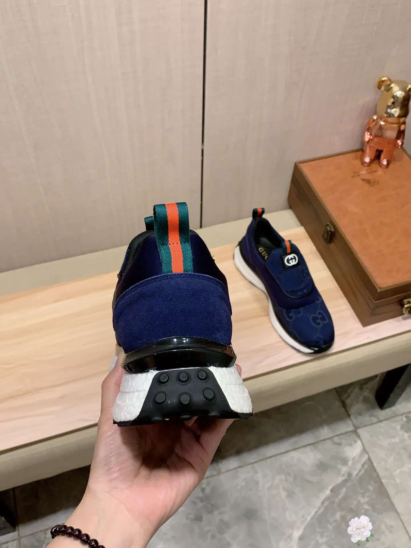 Men's men's shoes💰460💰💰🎩🎩[Lightning][Lightning] "Gucci*" The latest • popular casual shoes, top brand [seduce] luxury ~ purchasing agency, top ~ quality. [Strong] The upper is made of imported breathable cowhide with woven material ➕ breathable sheepskin feet (•) and fine workmanship. The original stylish and stylish soft rubber wear-resistant and non-slip outsole is light and comfortable on the feet. The real thing looks better when photographed. 004: Size: 38-44, 3️⃣ colors selected